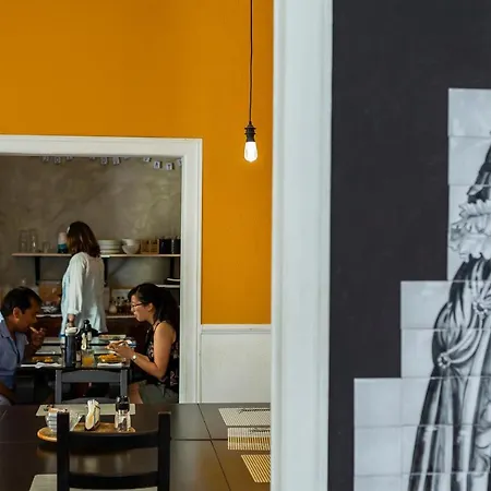 Rossio Hostel *